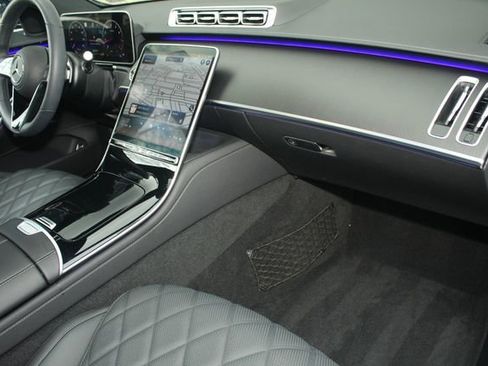Used 2025 Mercedes-Benz S 580 4MATIC Sedan image 26