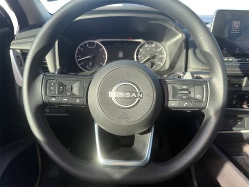 Certified 2024 Nissan Rogue S image 12