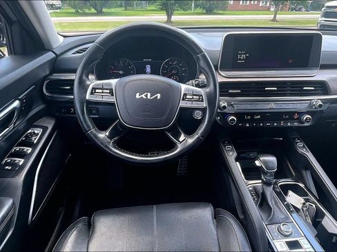 Used 2022 Kia Telluride SX AWD/4WD image 5