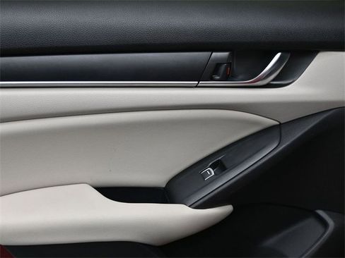 Used 2020 Honda Accord LX image 14
