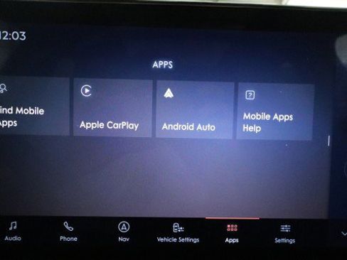 Used 2021 Lincoln Nautilus Reserve image 17