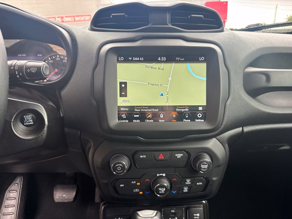 Used 2020 Jeep Renegade Limited w/ UConnect 8.4 Nav Group AWD/4WD image 43