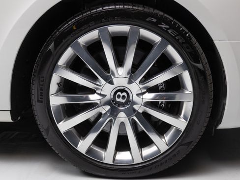 Used 2017 Bentley Mulsanne RWD image 38