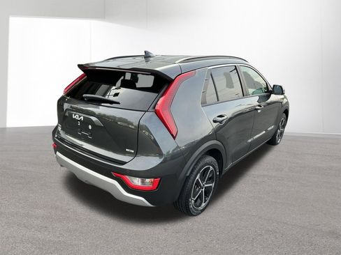 Certified 2023 Kia Niro EX FWD image 3