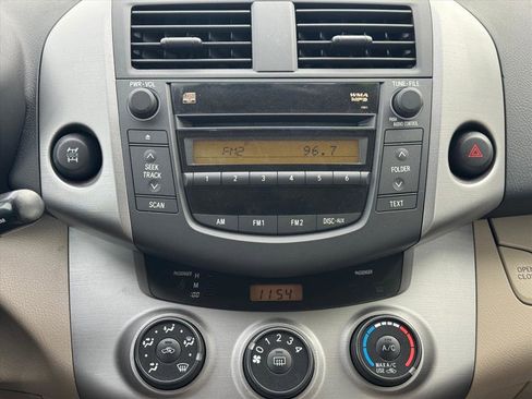 Used 2006 Toyota RAV4 4WD image 9
