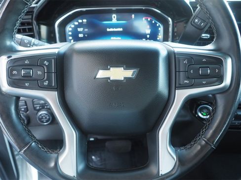 Used 2024 Chevrolet Silverado 2500 LT image 12