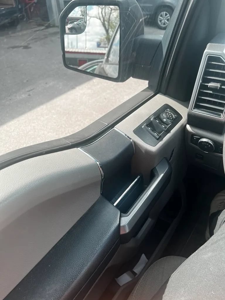 Used 2018 Ford F150 XLT RWD image 10