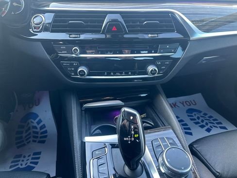 Used 2017 BMW 540i image 17