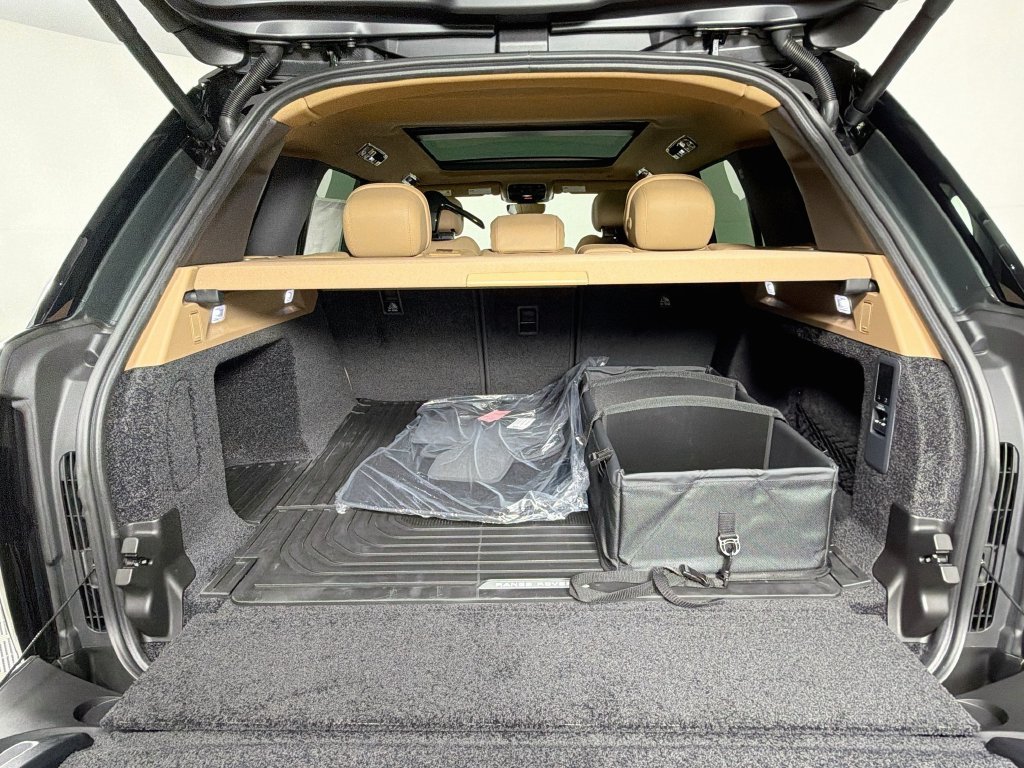 New 2027 Land Rover Range Rover SE AWD/4WD image 28