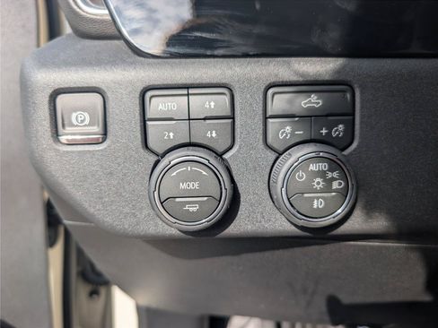 New 2026 Chevrolet Silverado 1500 RST w/ Convenience Package II AWD/4WD image 30