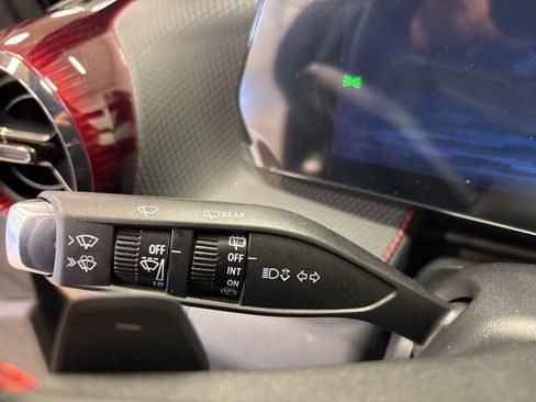 New 2026 Chevrolet Equinox RS w/ Convenience Package III AWD/4WD image 32