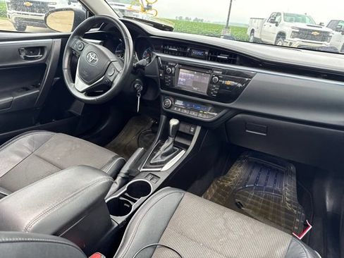 Used 2015 Toyota Corolla S FWD image 10