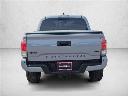 Used 2019 Toyota Tacoma Limited AWD/4WD image 6