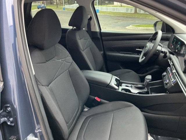 Certified 2025 Hyundai Tucson SE FWD image 43