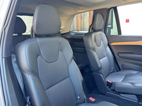 Used 2025 Volvo XC90 T8 Plus w/ Protection Package Premier AWD/4WD image 41