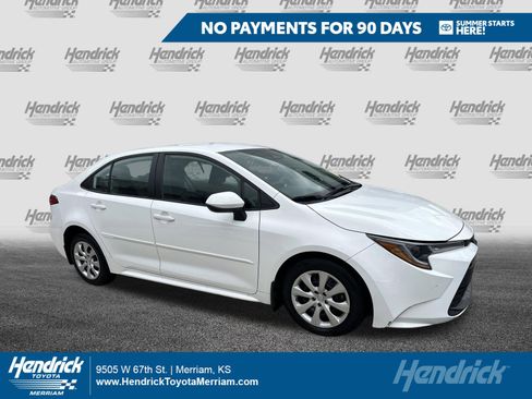 Certified 2024 Toyota Corolla LE FWD image 1