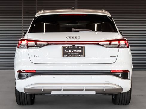 Used 2024 Audi Q4 e-tron Premium Plus w/ Premium Plus image 14