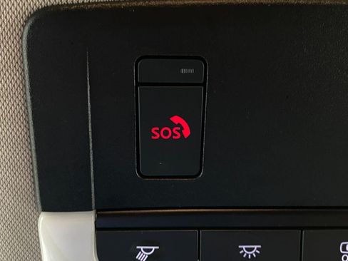 Certified 2025 Nissan Rogue SV AWD/4WD image 27