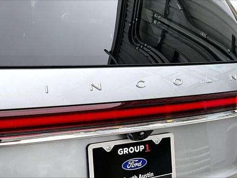 Used 2021 Lincoln Aviator Grand Touring w/ Equipment Group 302A image 30