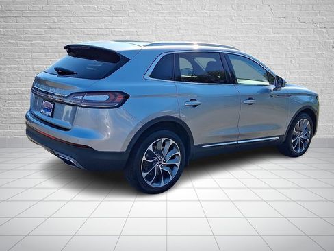 Used 2023 Lincoln Nautilus Reserve AWD/4WD image 4