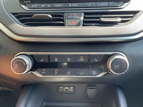 Used 2020 Nissan Altima 2.5 SR w/ Premium Package AWD/4WD image 31
