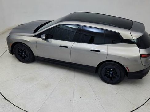 Used 2023 BMW iX xDrive50 w/ Premium Package image 79