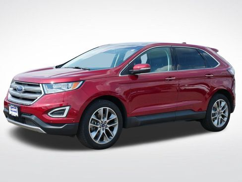 Used 2018 Ford Edge Titanium w/ Equipment Group 302A AWD/4WD image 7