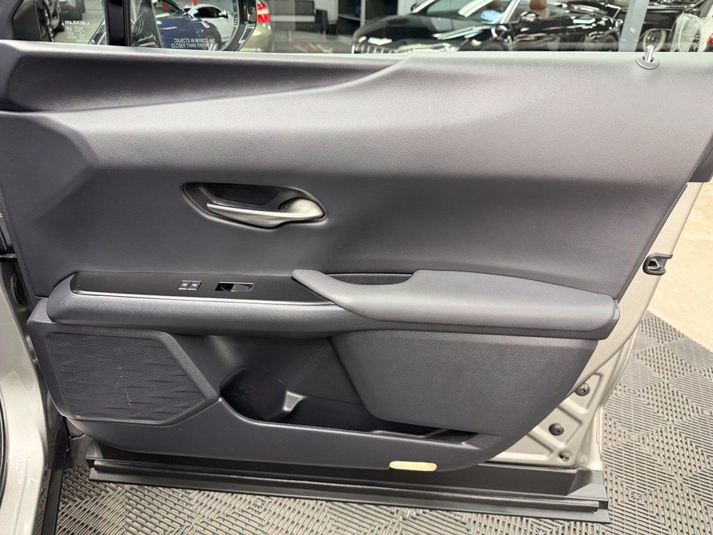 Used 2021 Lexus UX 200 w/ Accessory Package (Z1) FWD image 52