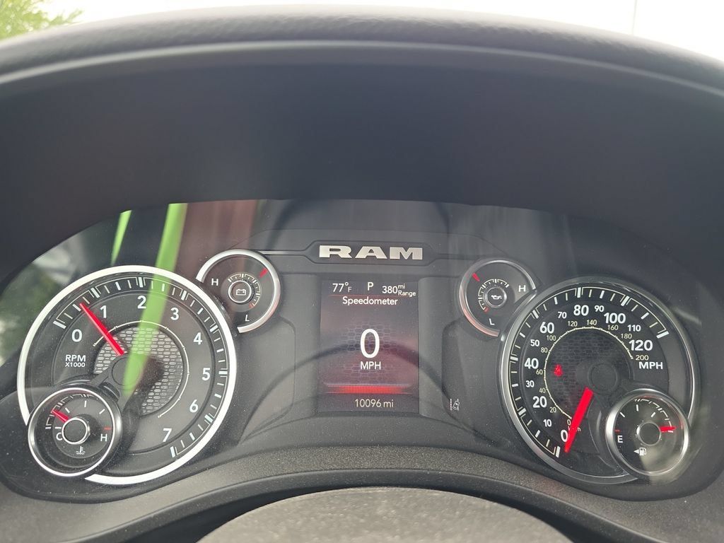 Used 2025 RAM 1500 Big Horn AWD/4WD image 16