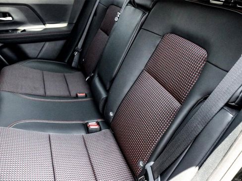 New 2025 Nissan Kicks SR image 19