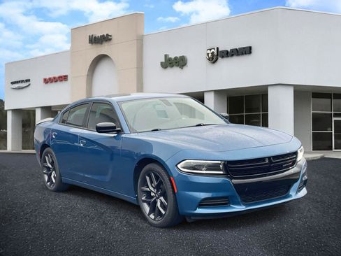 Used 2022 Dodge Charger SXT w/ Blacktop Package image 1