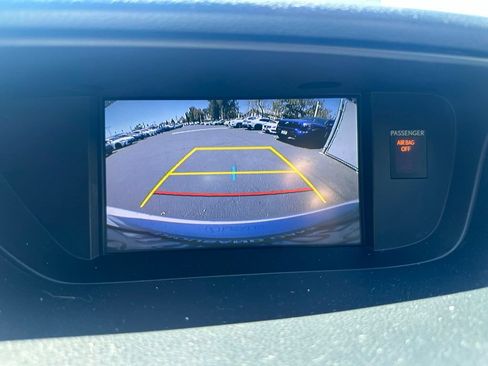 Used 2015 Lexus ES 350 w/ Premium Package FWD image 12