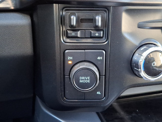 Used 2024 Ford F350 Lariat w/ Lariat Ultimate Package AWD/4WD image 24