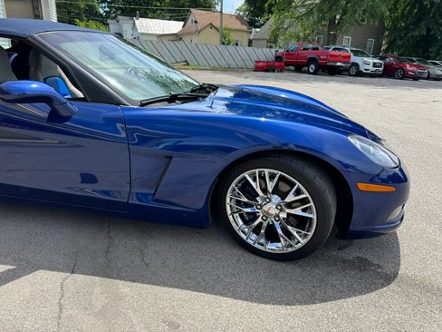 Used 2006 Chevrolet Corvette Convertible w/ Preferred Equipment Group RWD image 11