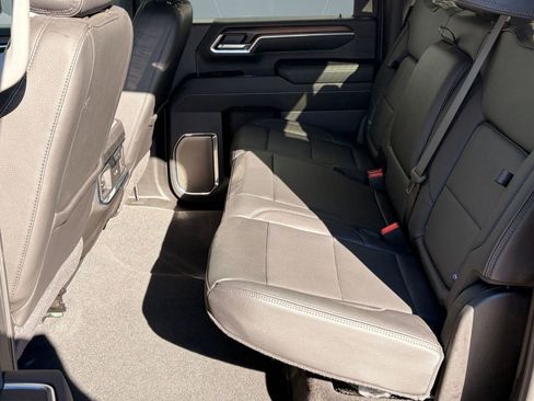 Used 2024 GMC Sierra 2500 Denali w/ Denali Reserve Package image 14