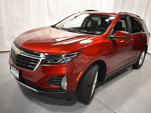Used 2023 Chevrolet Equinox LT AWD/4WD image 10