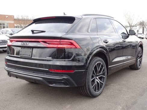 Used 2023 Audi Q8 Premium Plus w/ Premium Plus Package image 5