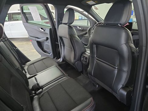 Used 2025 Ford Escape ST-Line AWD/4WD image 11