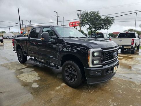 Used 2024 Ford F250 XL w/ STX Appearance Package AWD/4WD image 4