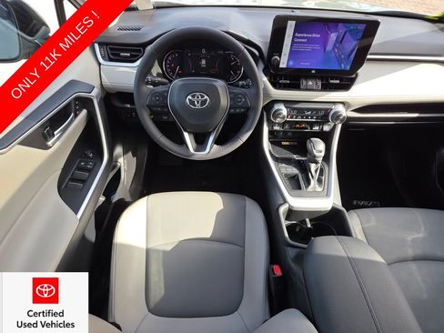 Used 2023 Toyota RAV4 XLE Premium FWD image 6