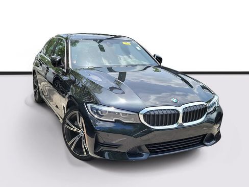 Used 2020 BMW 330i xDrive Sedan w/ Convenience Package AWD/4WD image 1