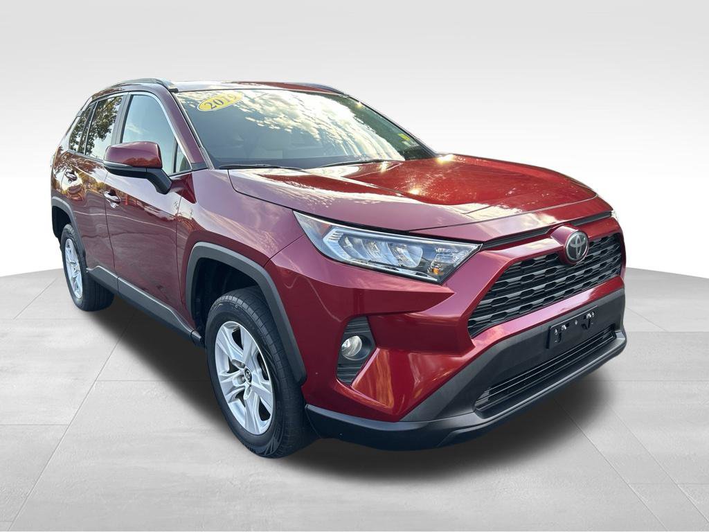 Used 2019 Toyota RAV4 XLE w/ All Weather Liner Package AWD/4WD image 7