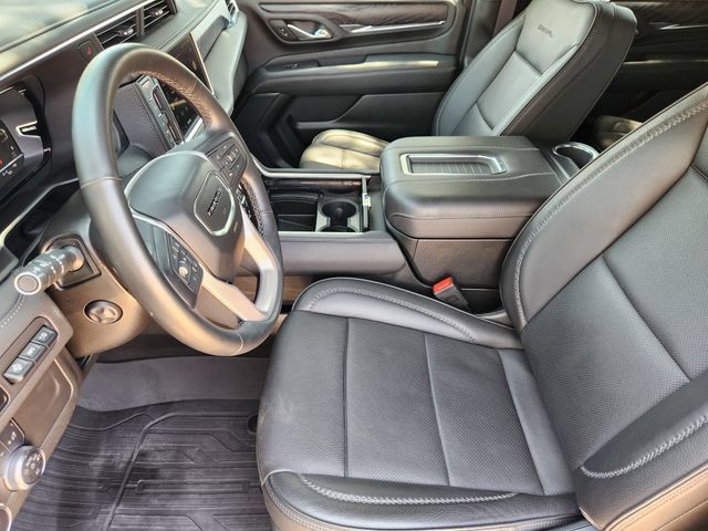Used 2023 GMC Yukon Denali w/ LPO, Floor Liner Package AWD/4WD image 13