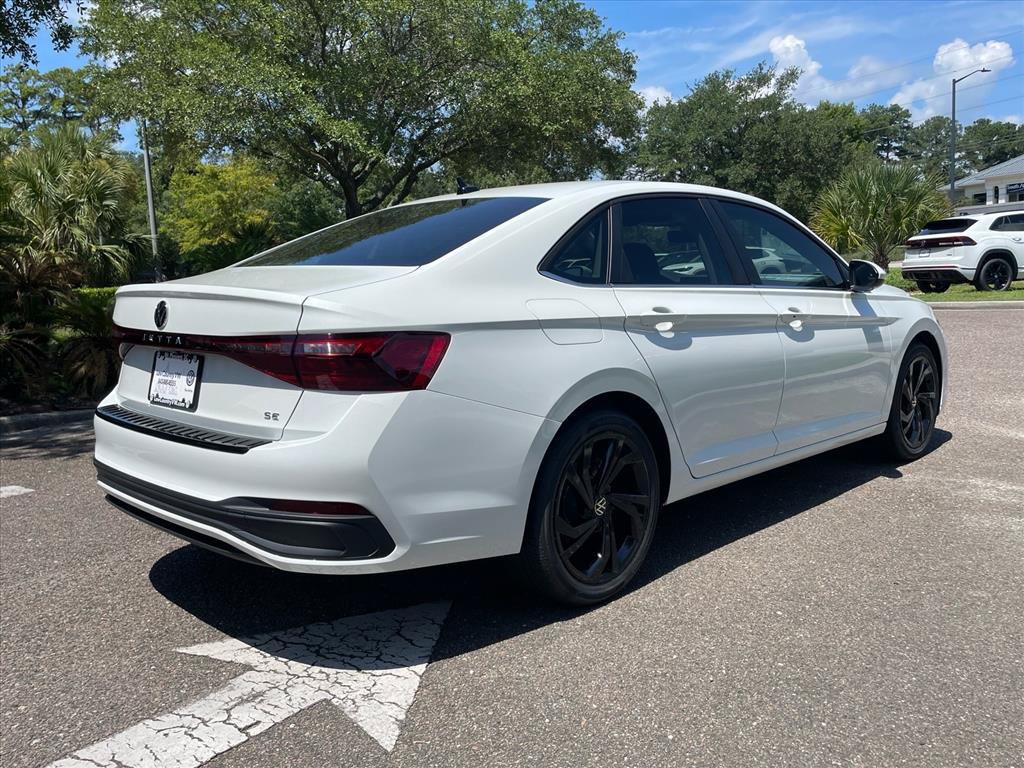 New 2026 Volkswagen Jetta SE FWD image 25