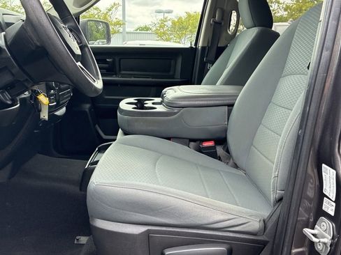 Used 2019 RAM 1500 Classic Tradesman AWD/4WD image 5