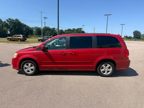 Used 2012 Dodge Grand Caravan SXT FWD image 6