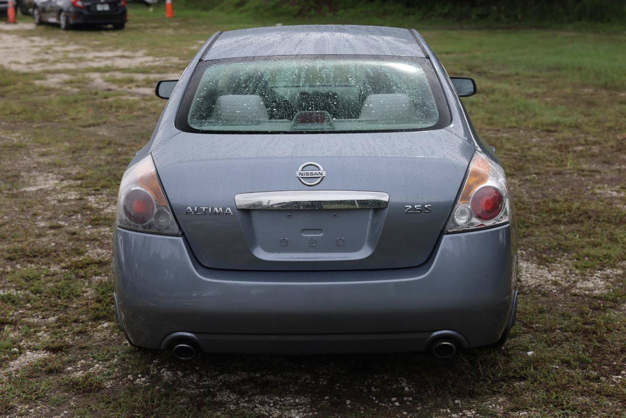 Used 2011 Nissan Altima 2.5 S w/ Convenience Pkg FWD image 9