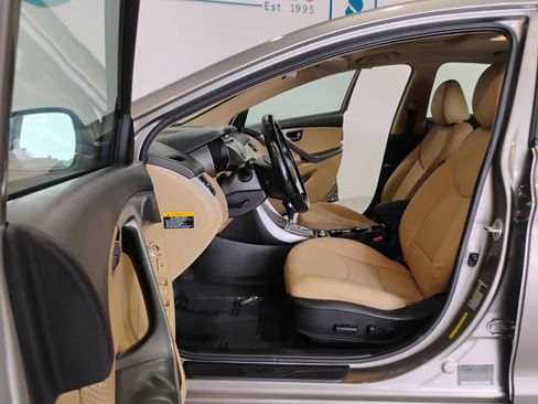 Used 2013 Hyundai Elantra Limited w/ Technology Pkg FWD image 53