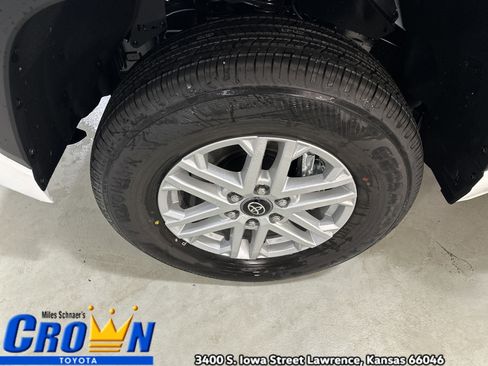 New 2026 Toyota Tundra SR5 image 11