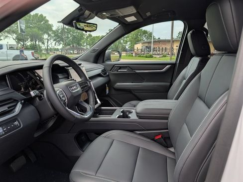 New 2026 GMC Acadia Elevation w/ Elevation Premium Package AWD/4WD image 39